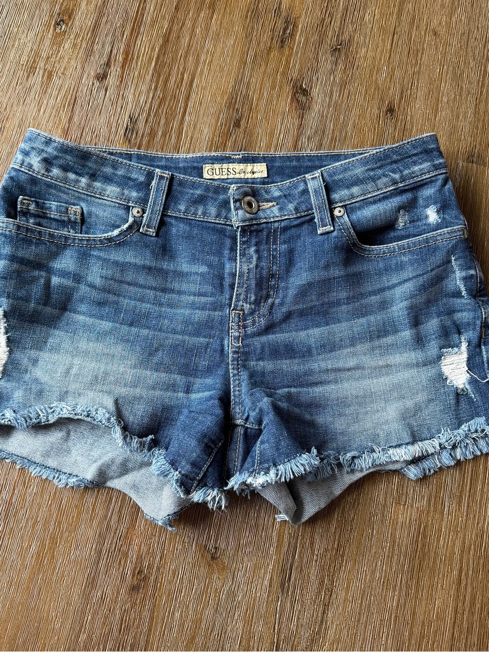 GUESS Women’s Distressed Blue Denim Cutoff Shorts size 27
